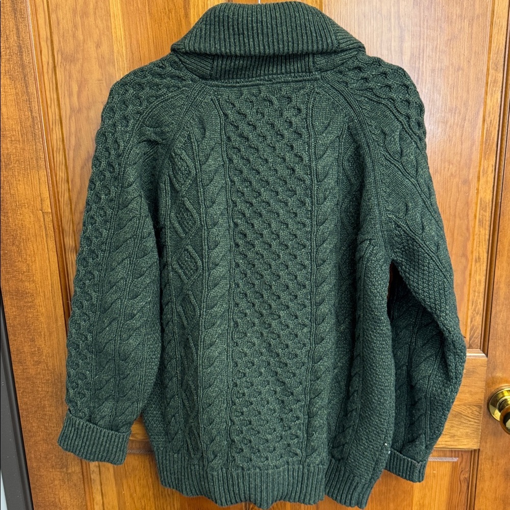 Flint & Tinder Men’s Aran Cable Knit Cardigan Sweater size medium heather pine - Picture 2 of 11